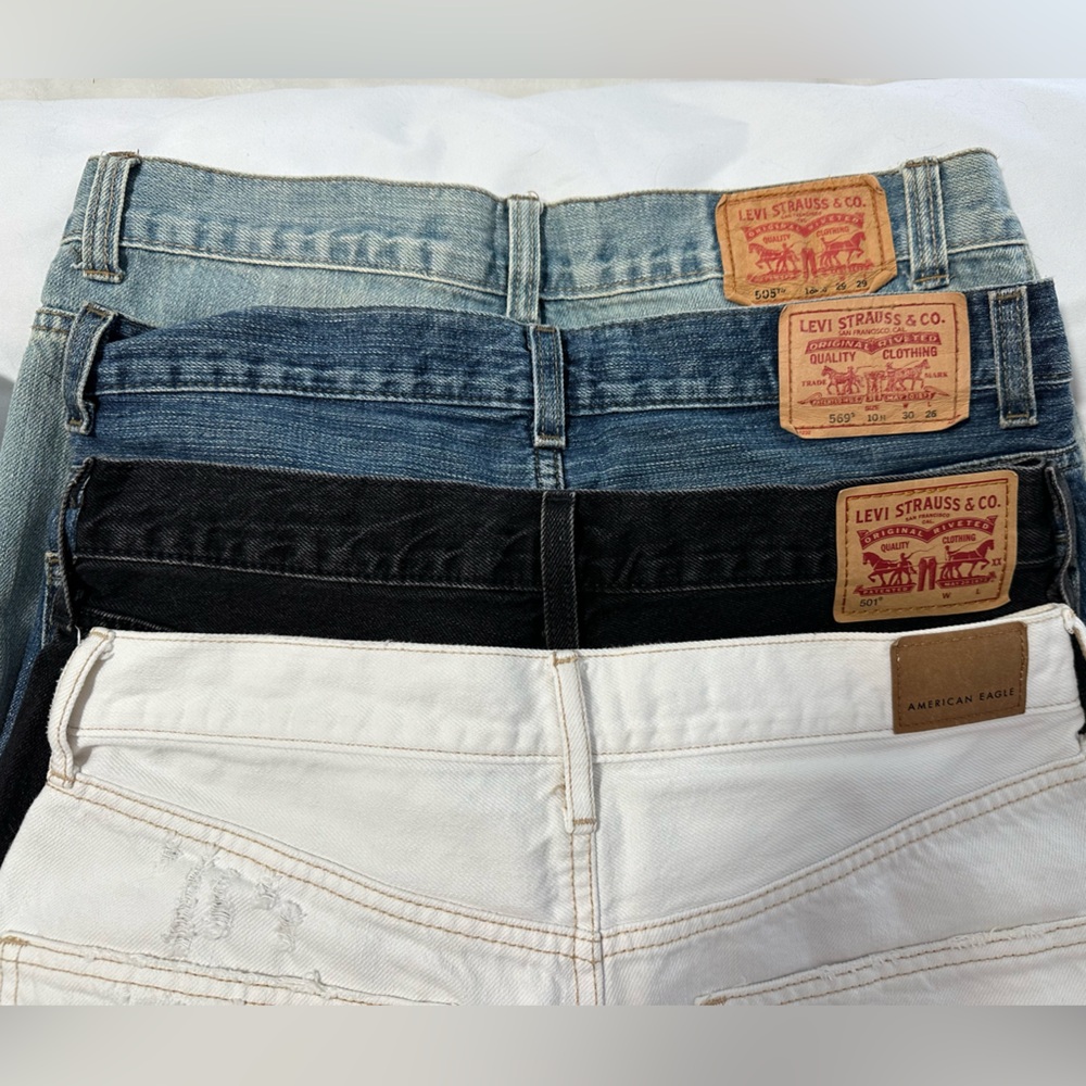LEVI Shorts